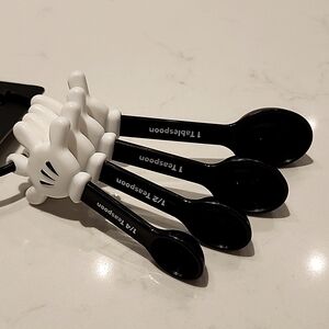 Disney Mickey Mouse measuring spoon